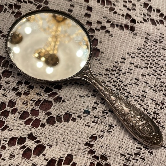 Silver keepsake baby mirror Teddy Bear and flower design 5.5” tall, 2.5”wide big - Picture 4 of 11